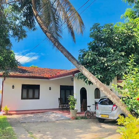 Villa 163 Negombo Luaran gambar